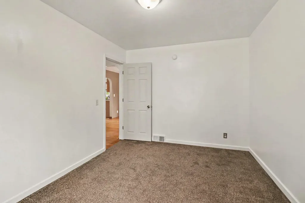 509 N Delia Street Ludington City MI 49431