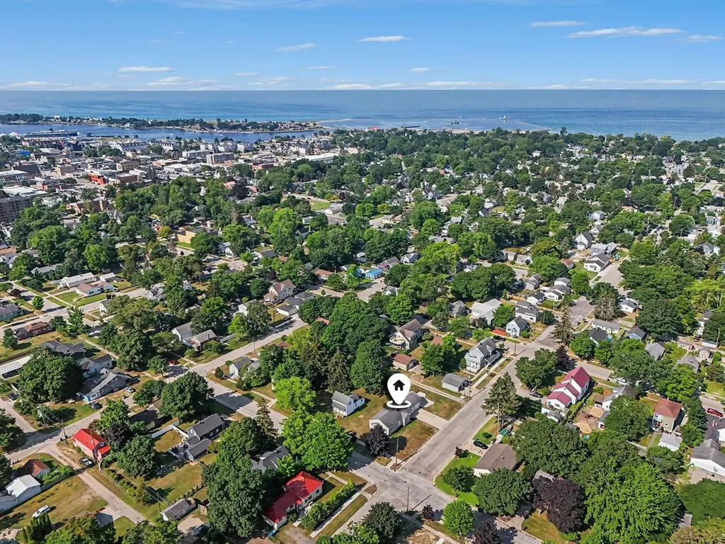 509 N Delia Street Ludington City MI 49431