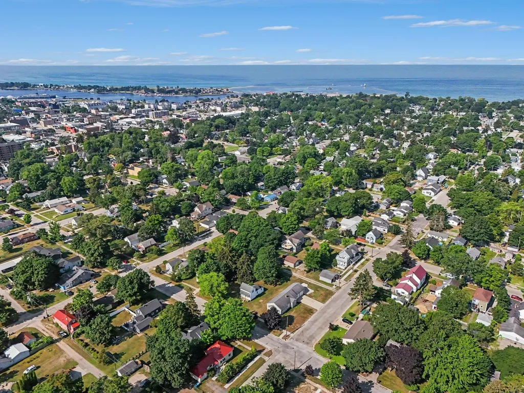 509 N Delia Street Ludington City MI 49431