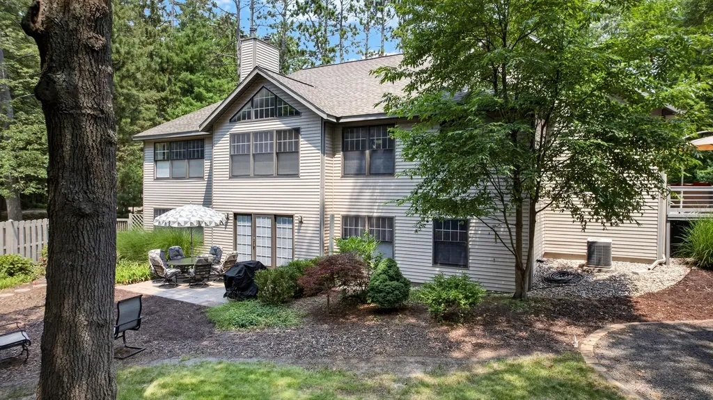 416 N Rush Street Pentwater Village MI 49449