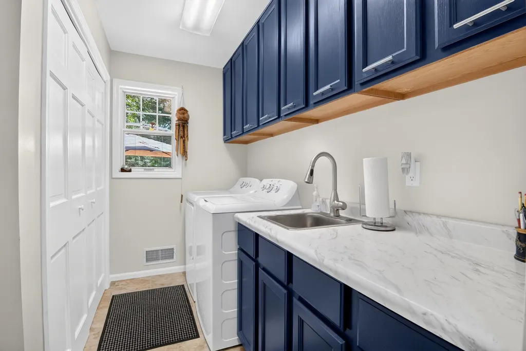 416 N Rush Street Pentwater Village MI 49449