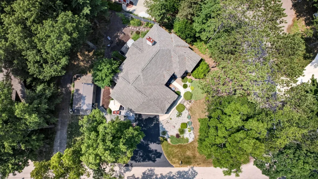 416 N Rush Street Pentwater Village MI 49449