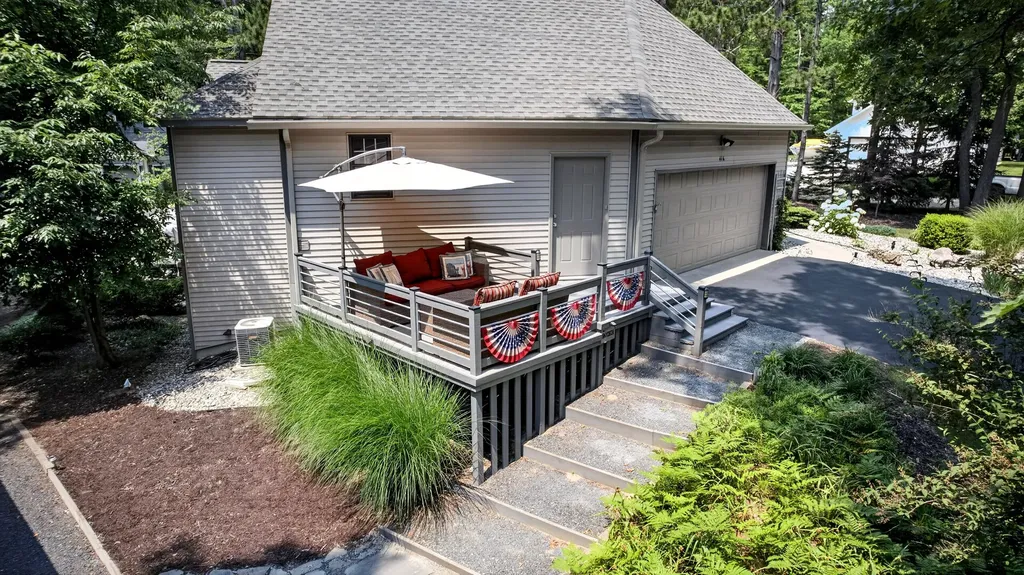 416 N Rush Street Pentwater Village MI 49449