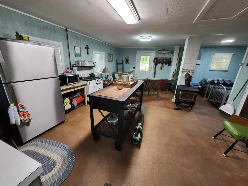2867 E Hawley Road Eden Township MI 49405