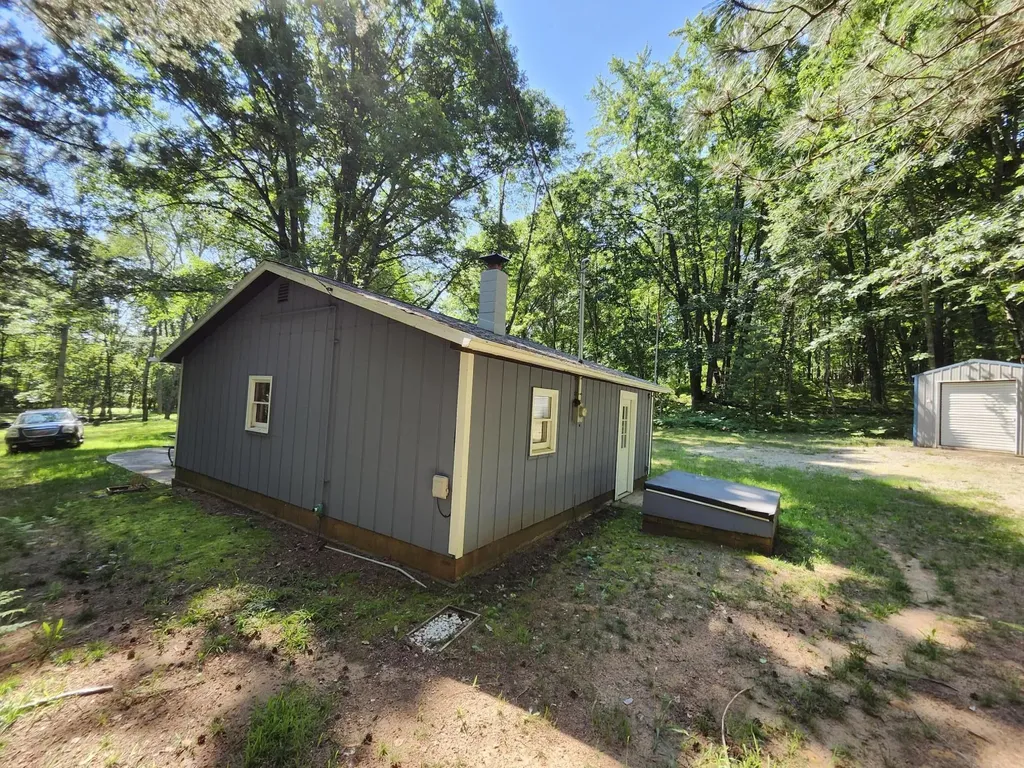 2867 E Hawley Road Eden Township MI 49405