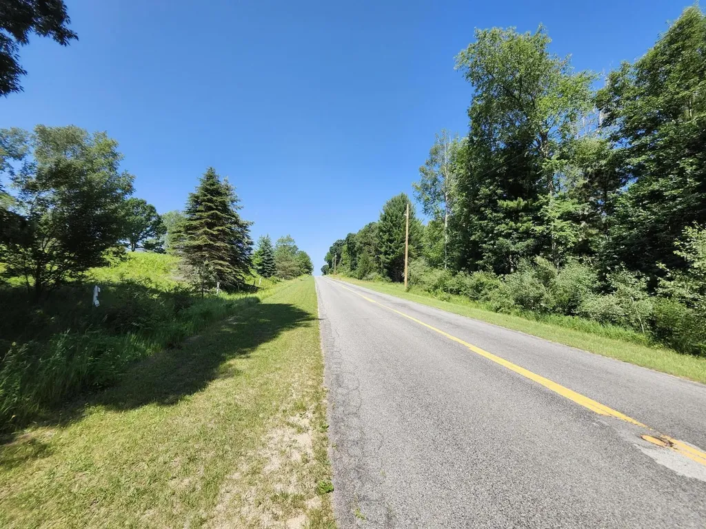 2867 E Hawley Road Eden Township MI 49405