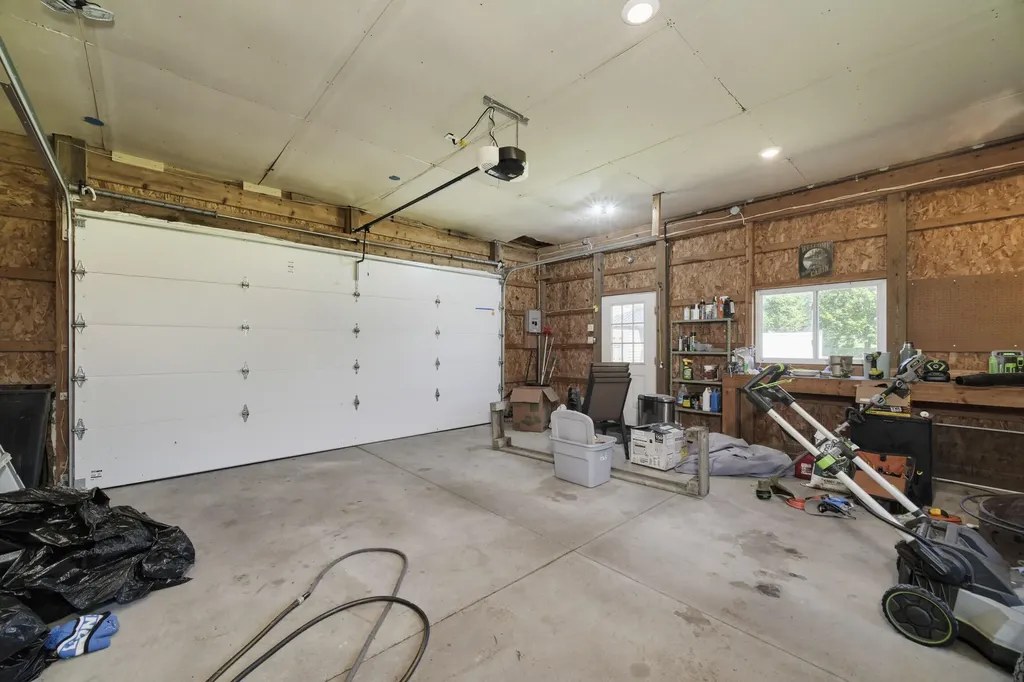 2631 Lakeshore Road Manistee Township MI 49660