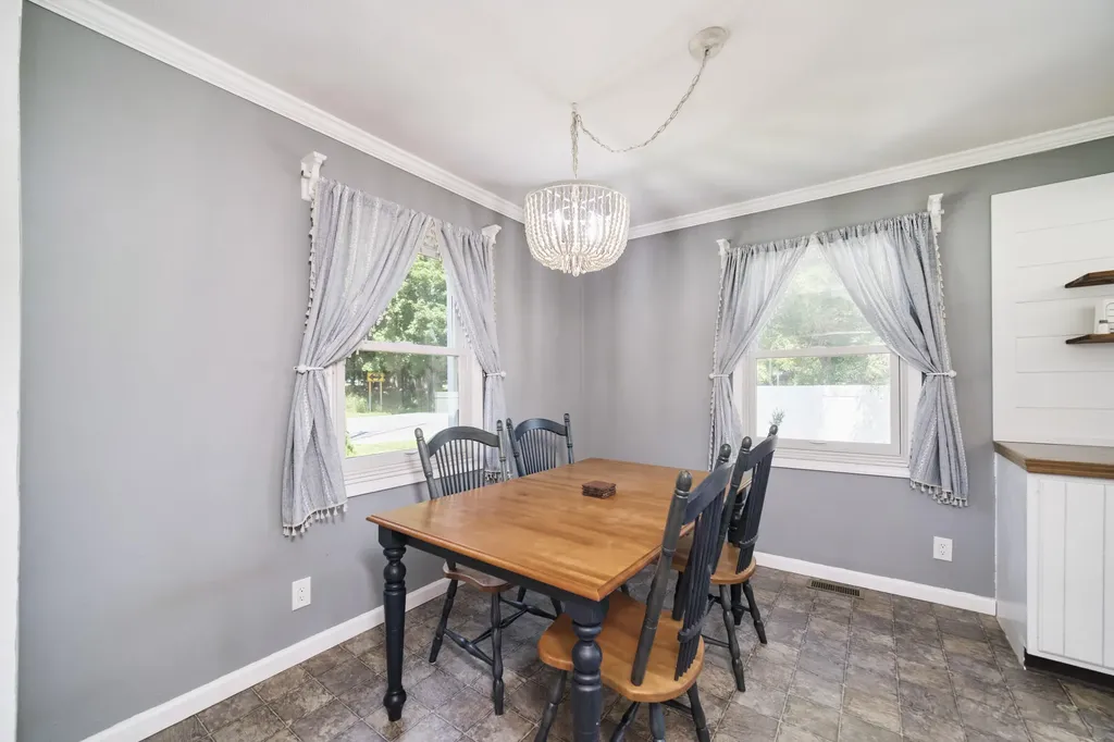 2631 Lakeshore Road Manistee Township MI 49660