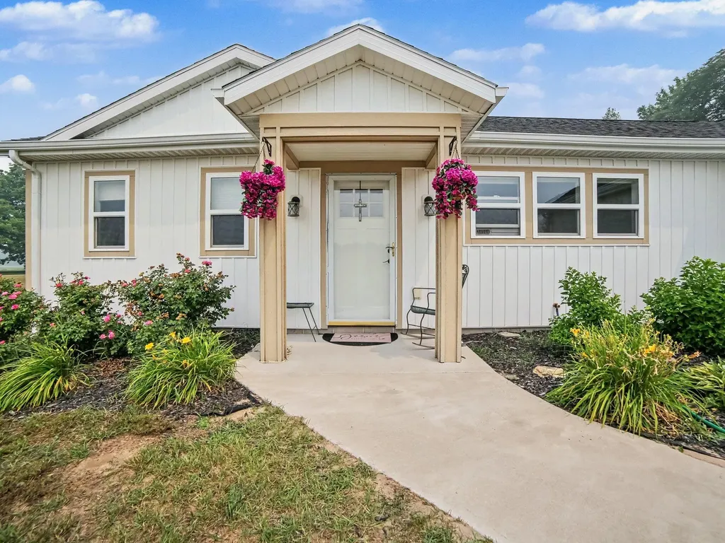 3970 W Destiny Drive Hart Township MI 49420