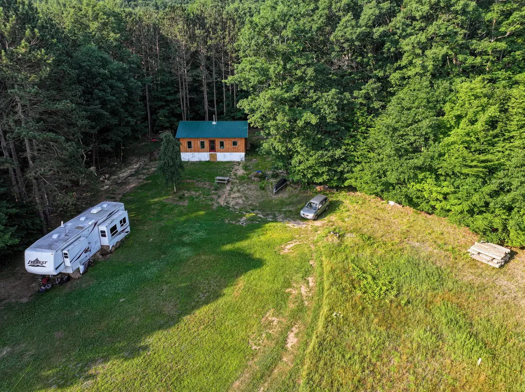 15940 Northwood Highway Arcadia Township MI 49613