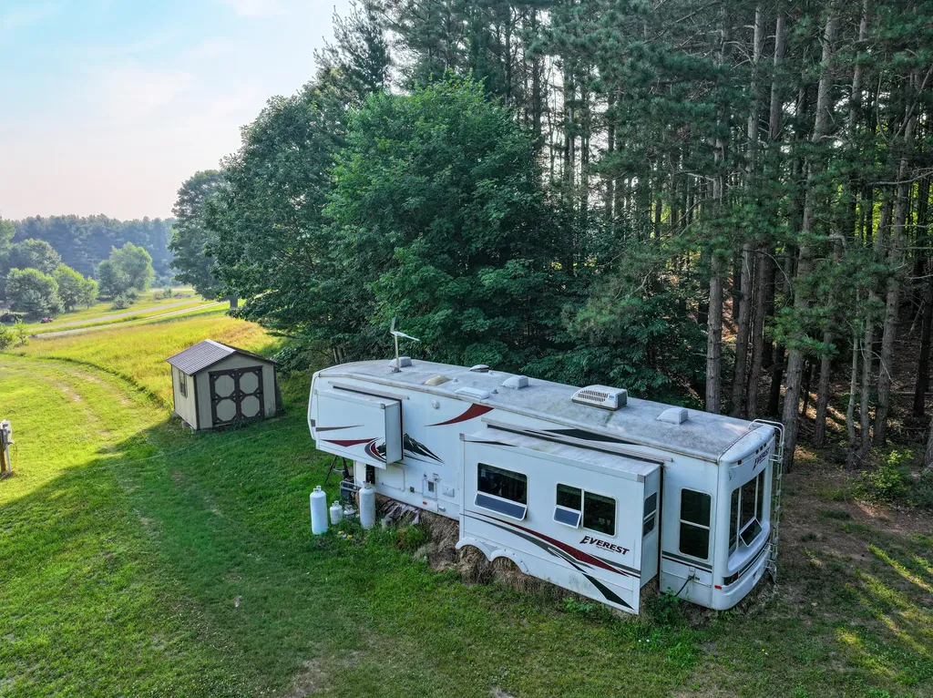 15940 Northwood Highway Arcadia Township MI 49613