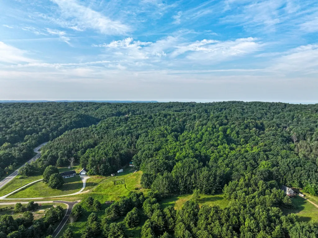 15940 Northwood Highway Arcadia Township MI 49613
