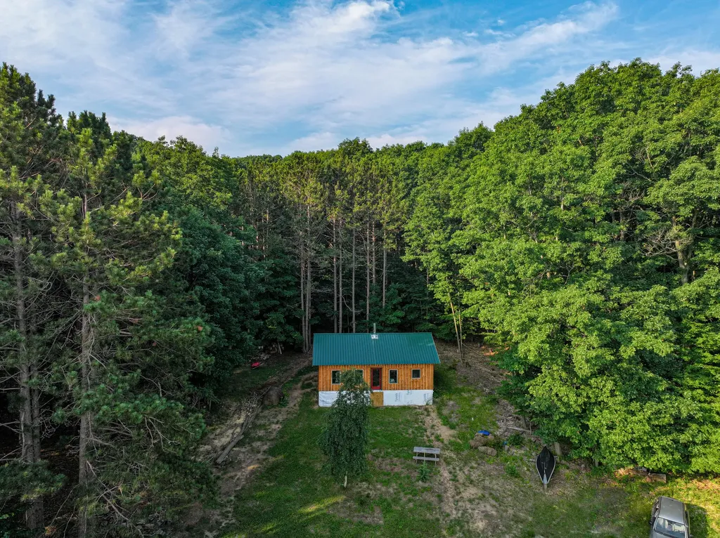 15940 Northwood Highway Arcadia Township MI 49613