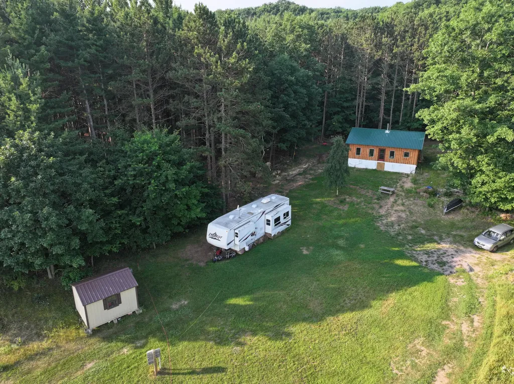 15940 Northwood Highway Arcadia Township MI 49613