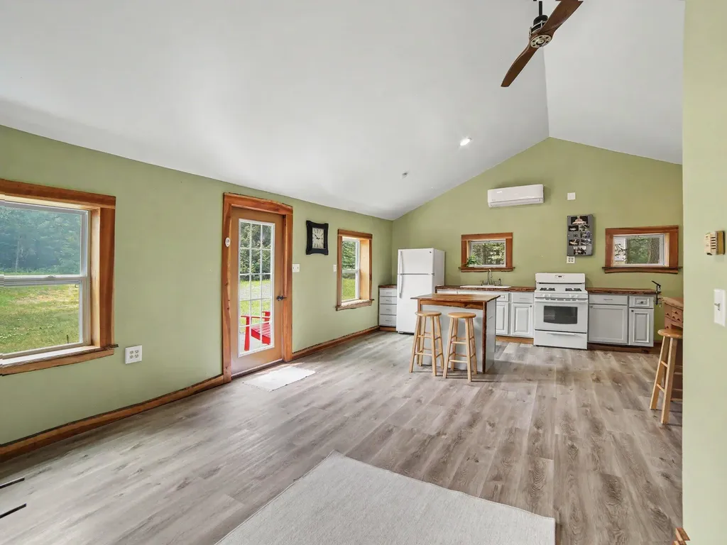 1514 S Walhalla Road Branch Township MI 49402