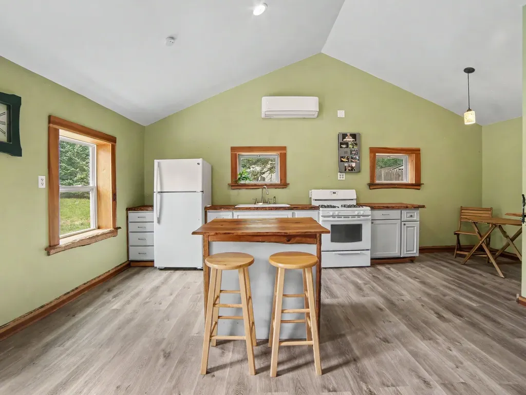 1514 S Walhalla Road Branch Township MI 49402
