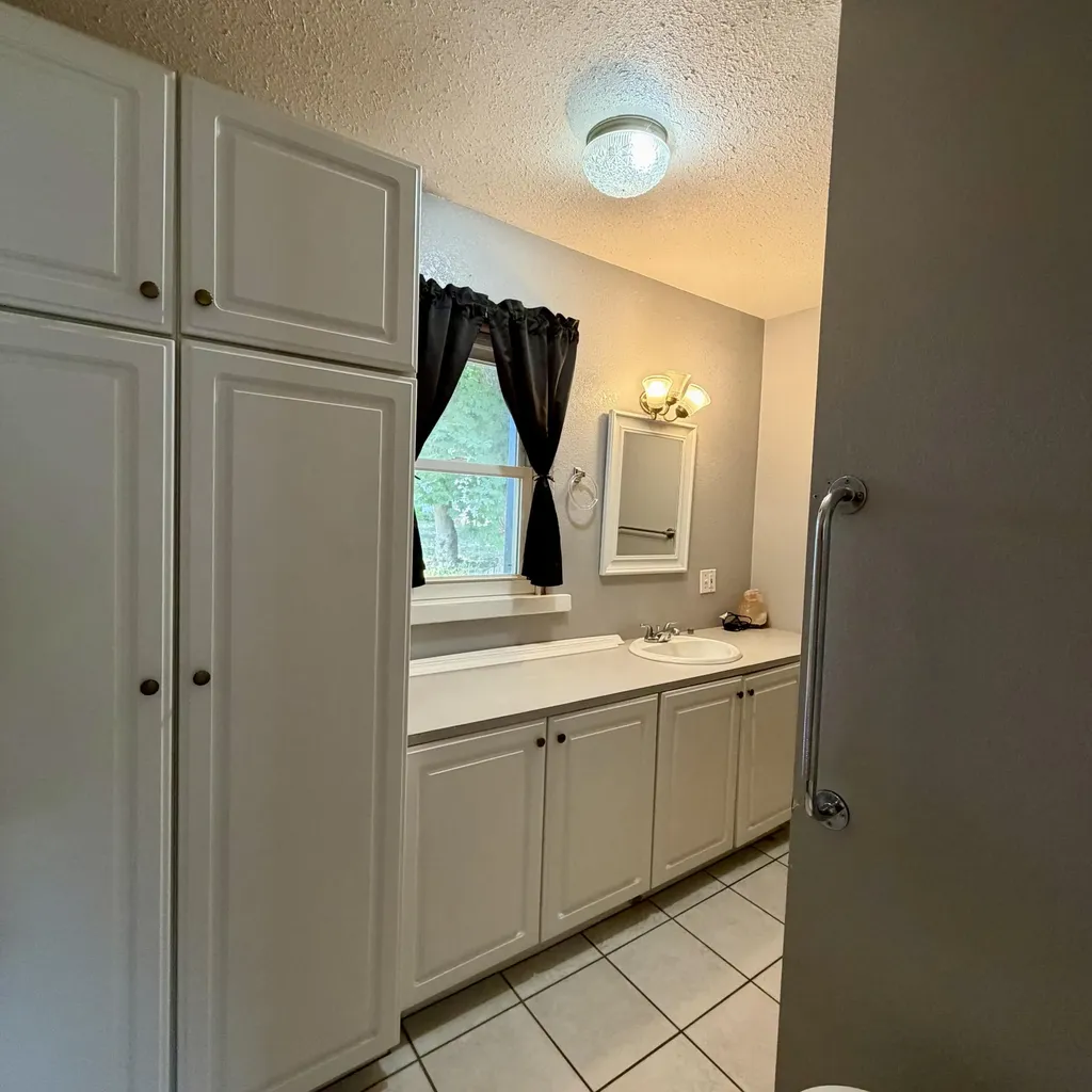 615 E Melendy Street Ludington City MI 49431