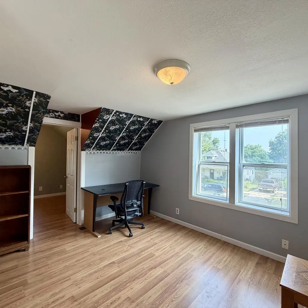 615 E Melendy Street Ludington City MI 49431