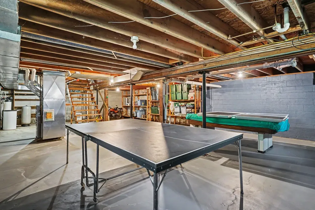 9064 E M20 Newfield Township MI 49421