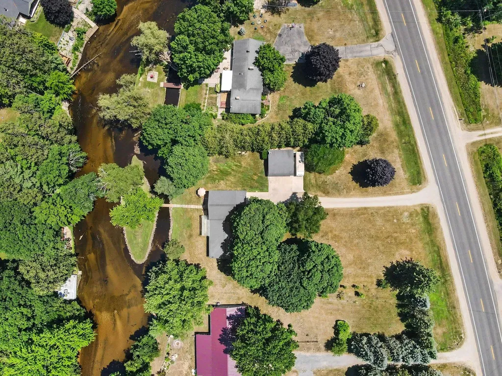 9064 E M20 Newfield Township MI 49421