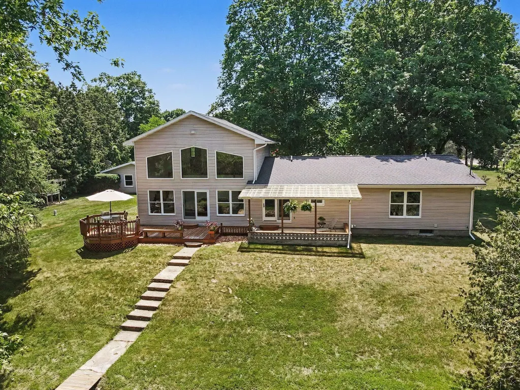 9064 E M20 Newfield Township MI 49421
