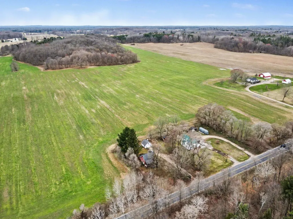 3521 S 204th Avenue Newfield Township MI 49421