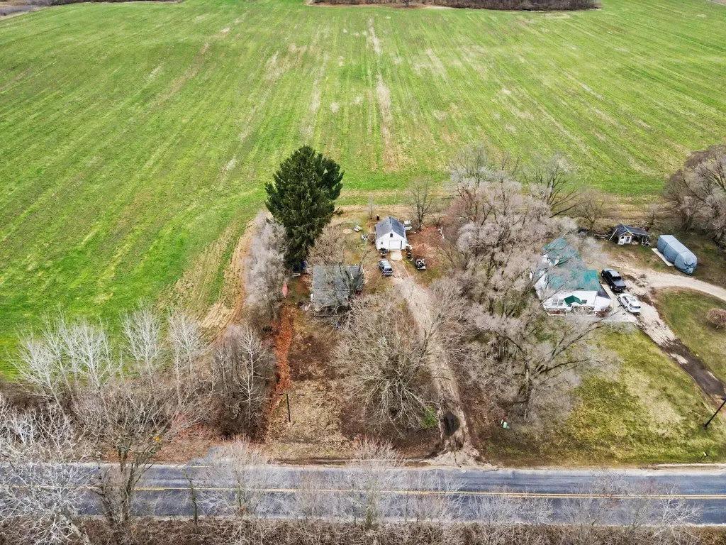 3521 S 204th Avenue Newfield Township MI 49421