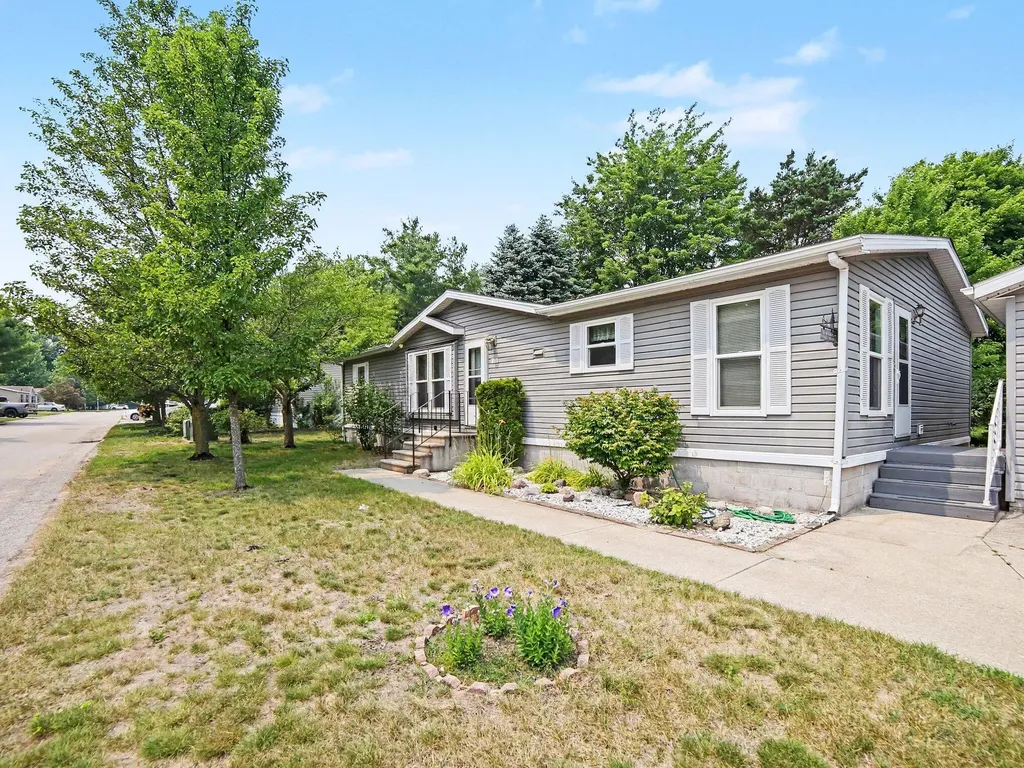 3628 W Forest Hill Circle Amber Township MI 49431
