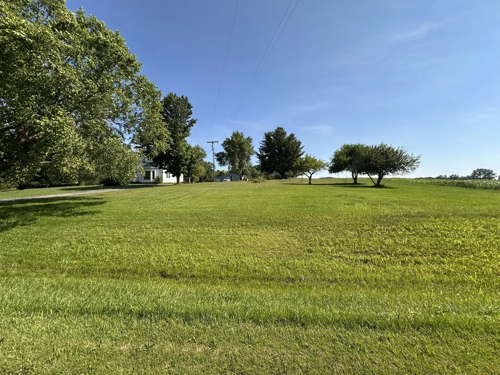 5372 W 8th Dayton Township MI 49412