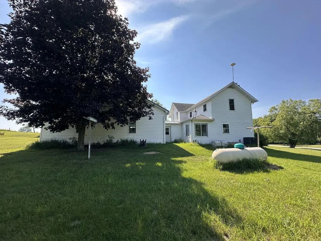 5372 W 8th Dayton Township MI 49412