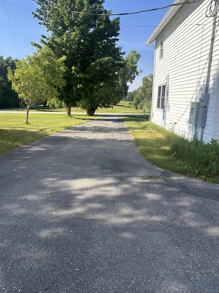 5372 W 8th Dayton Township MI 49412