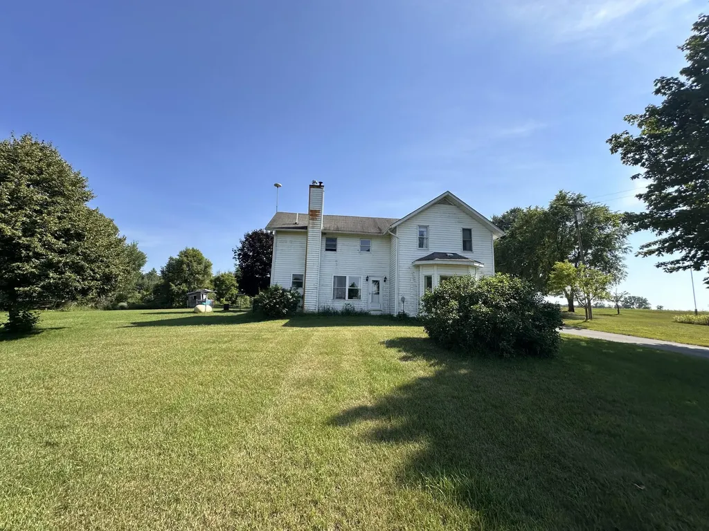 5372 W 8th Dayton Township MI 49412