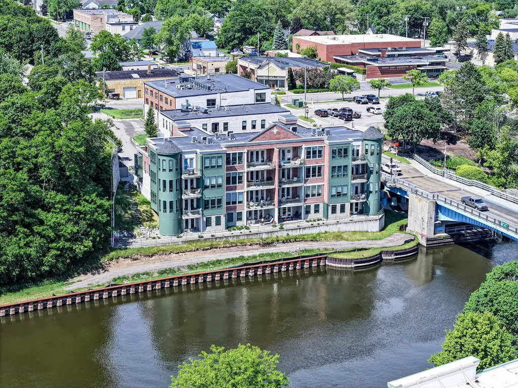 80 Washington Street Manistee City MI 49660