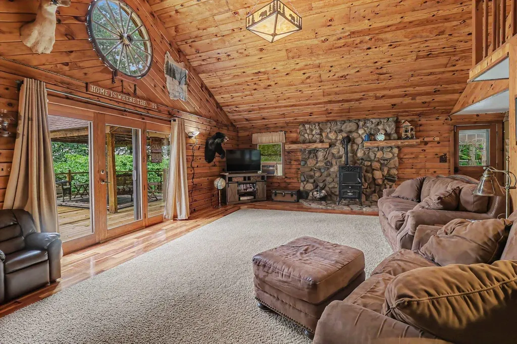 1384 Olson Road Manistee Township MI 49660