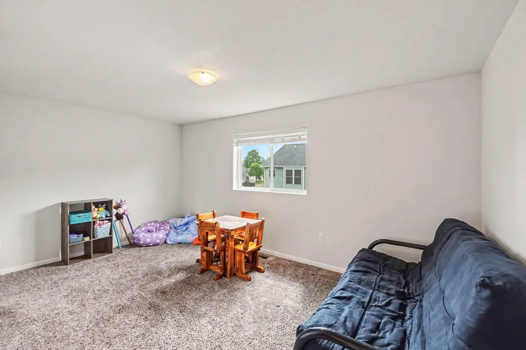 853 N Michigan Avenue Fremont City MI 49412