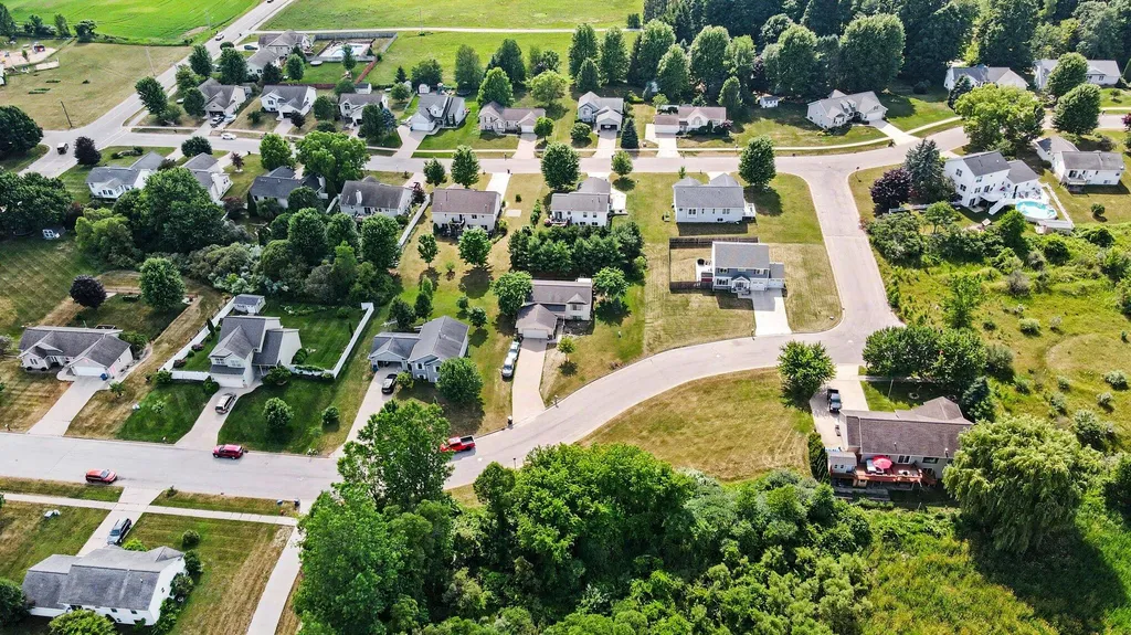 853 N Michigan Avenue Fremont City MI 49412