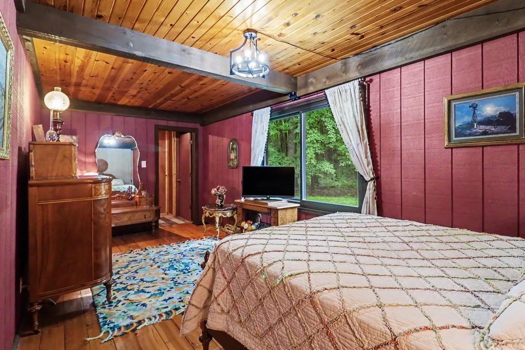 13325 W Pine Lake Road Norman Township MI 49660