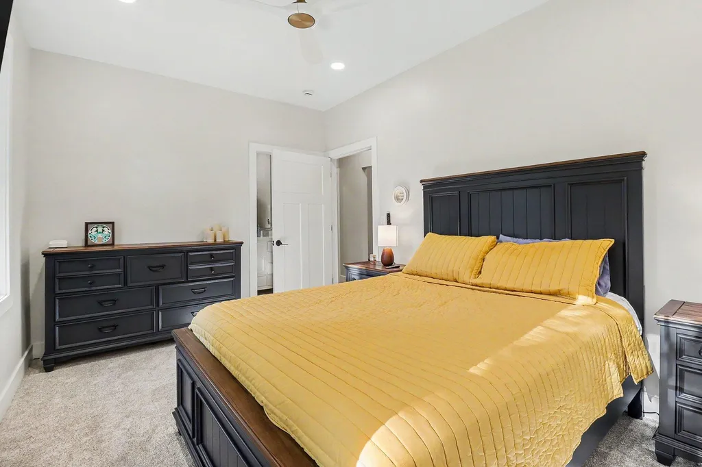 20 Kenneth Street Pentwater Village MI 49449
