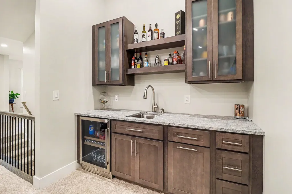 20 Kenneth Street Pentwater Village MI 49449
