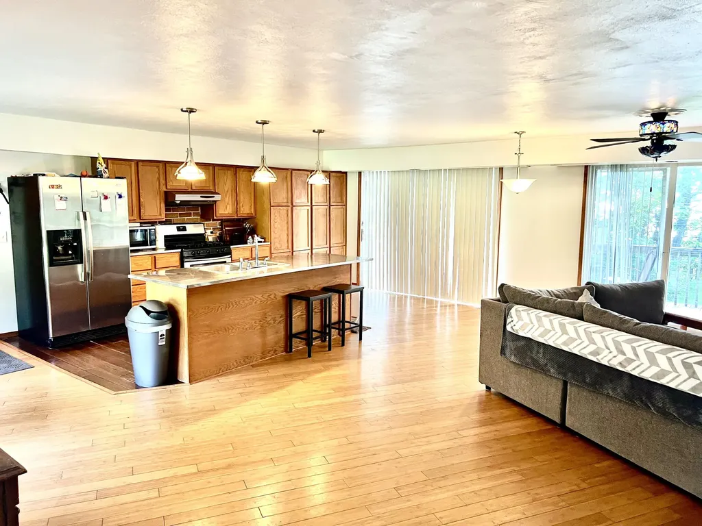 4771 S Lakeshore Drive Summit Township MI 49431