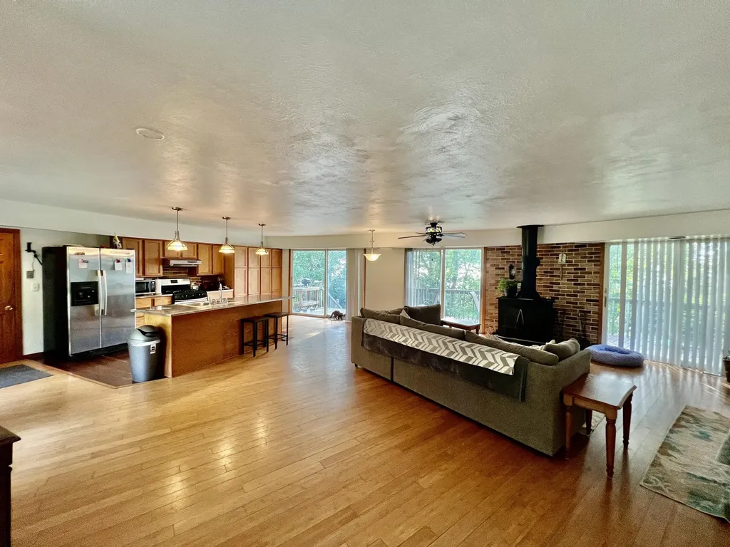 4771 S Lakeshore Drive Summit Township MI 49431