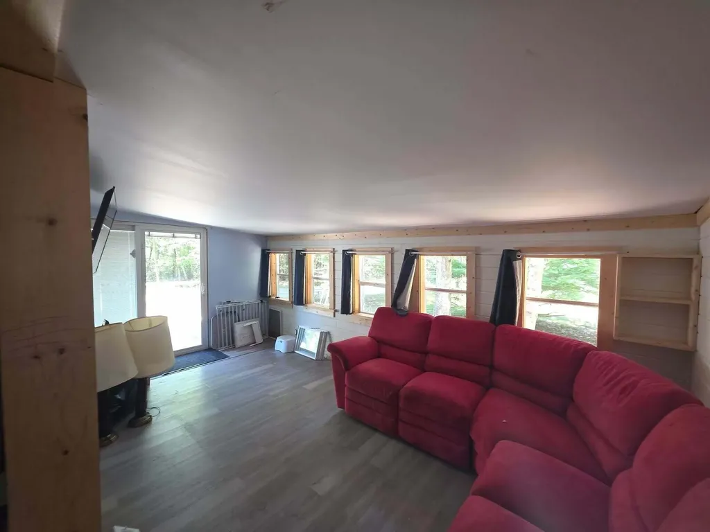 6115 S Lakeshore Drive Summit Township MI 49449