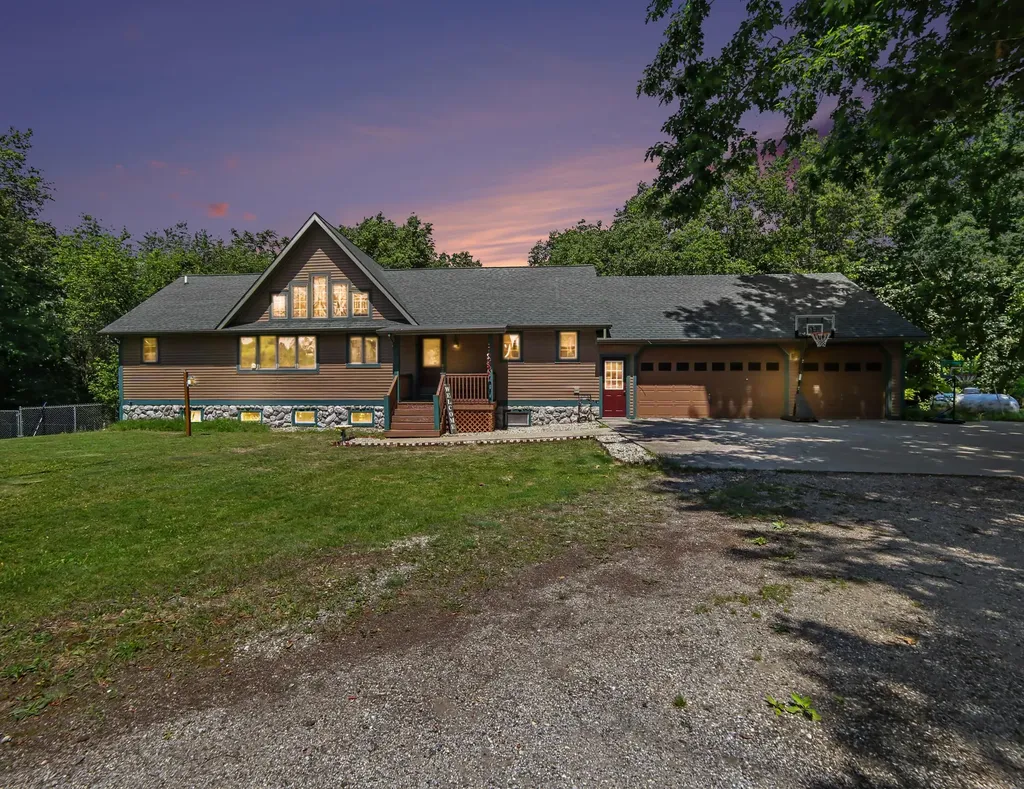 1824 S Pere Marquette Highway Pere Marquette Charter Township MI 49431