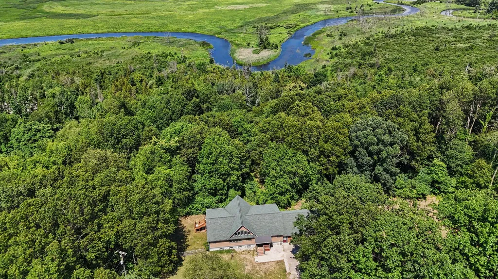 1824 S Pere Marquette Highway Pere Marquette Charter Township MI 49431