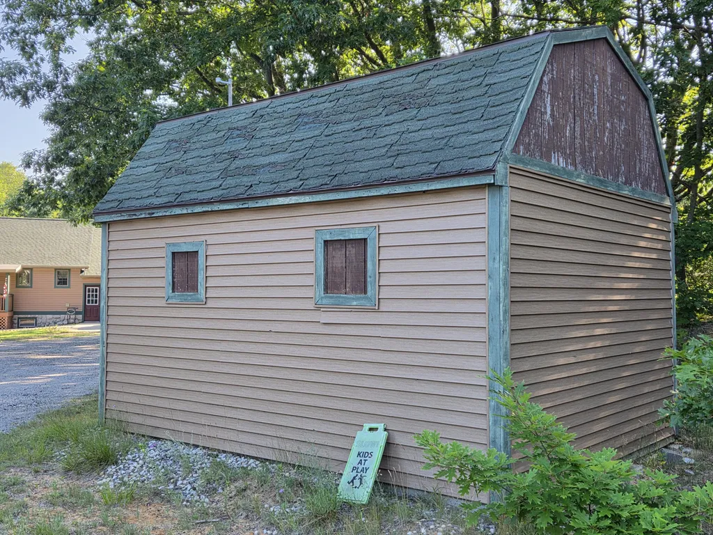 1824 S Pere Marquette Highway Pere Marquette Charter Township MI 49431