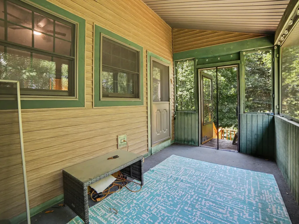 1824 S Pere Marquette Highway Pere Marquette Charter Township MI 49431