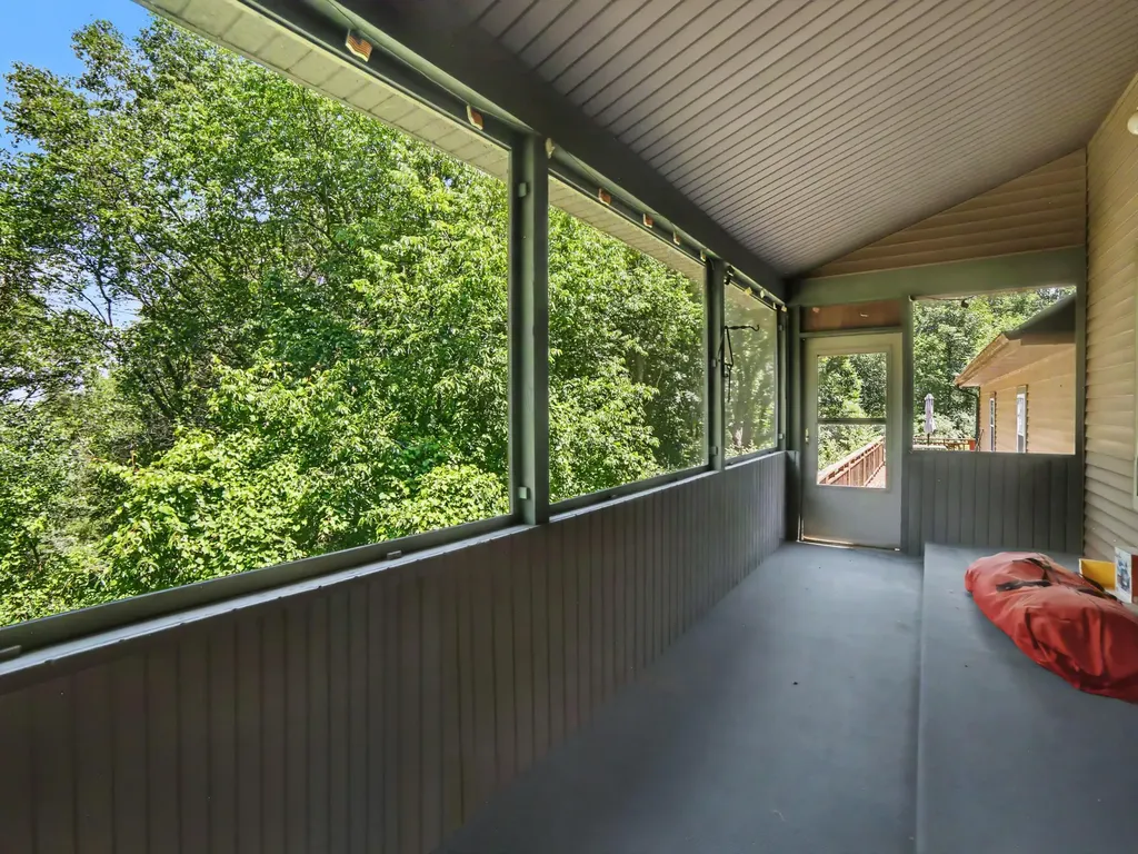 1824 S Pere Marquette Highway Pere Marquette Charter Township MI 49431