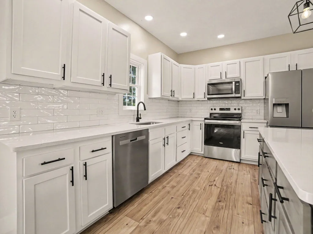 910 W Bradshaw Road Riverton Township MI 49454