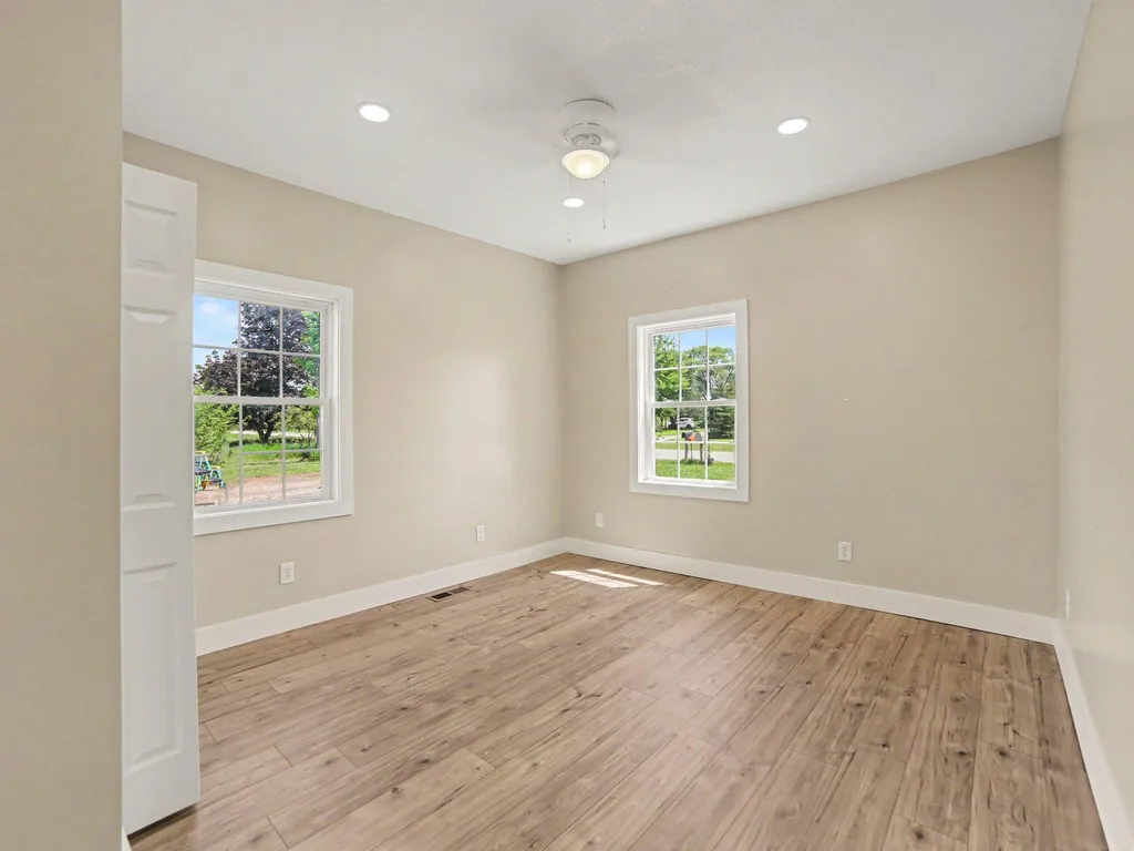 910 W Bradshaw Road Riverton Township MI 49454