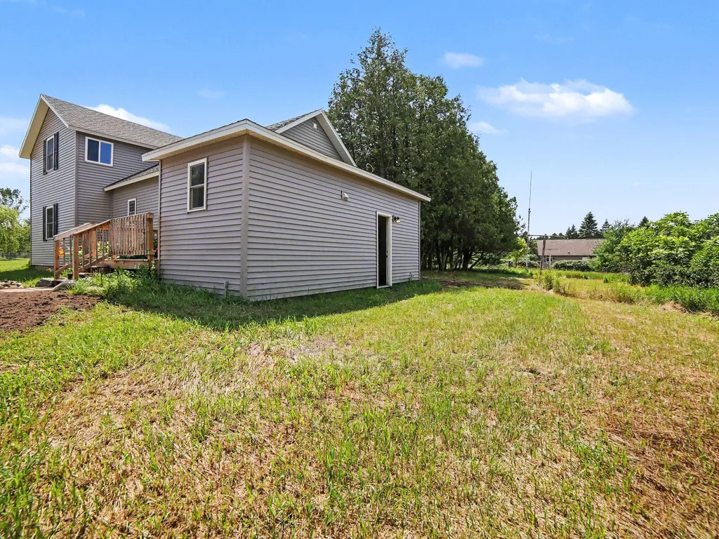 910 W Bradshaw Road Riverton Township MI 49454